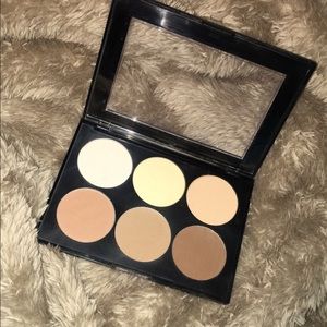 highlight and contour palette from sephora